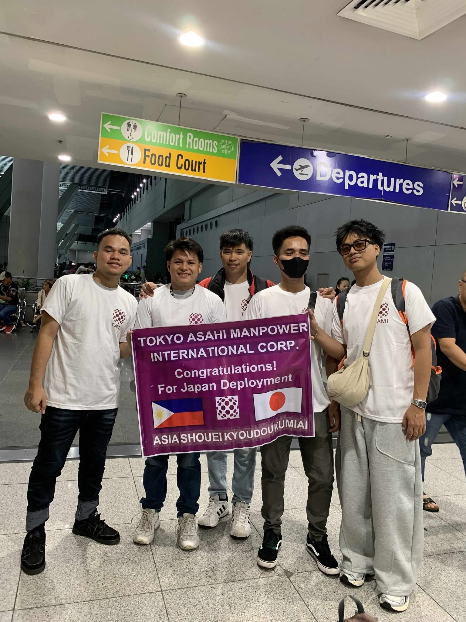 Filipino workers beginning their international careers